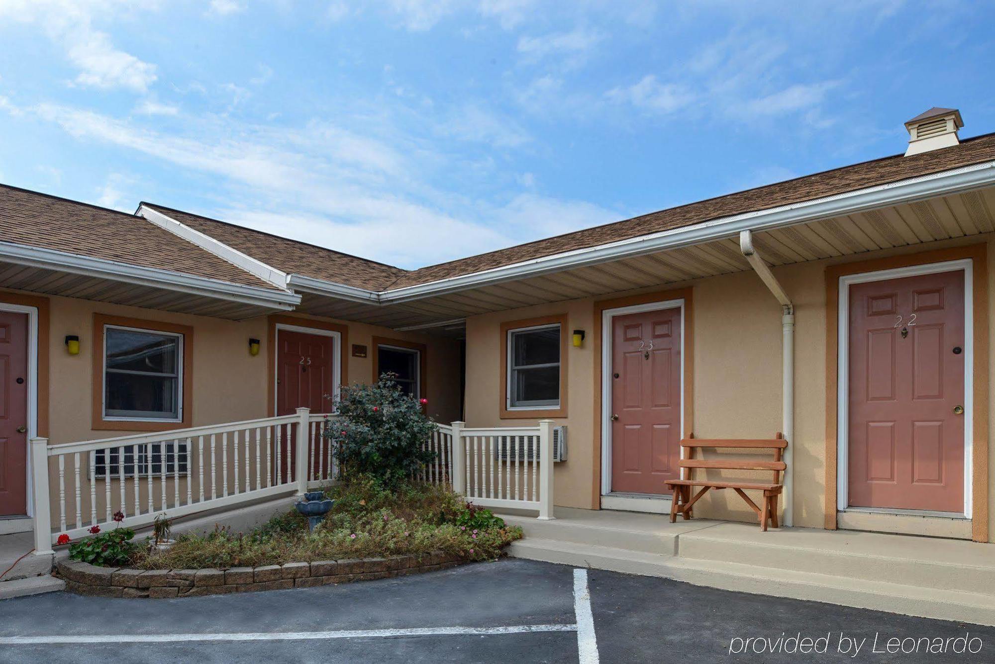 Red Carpet Inn Ronks Exterior foto